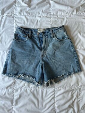 Abercrombie Curve Love High Rise Dad Short